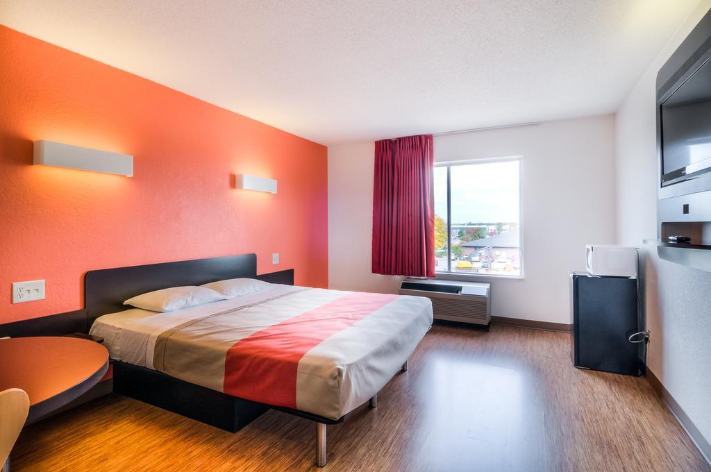 Motel 6 Normal Chambre photo