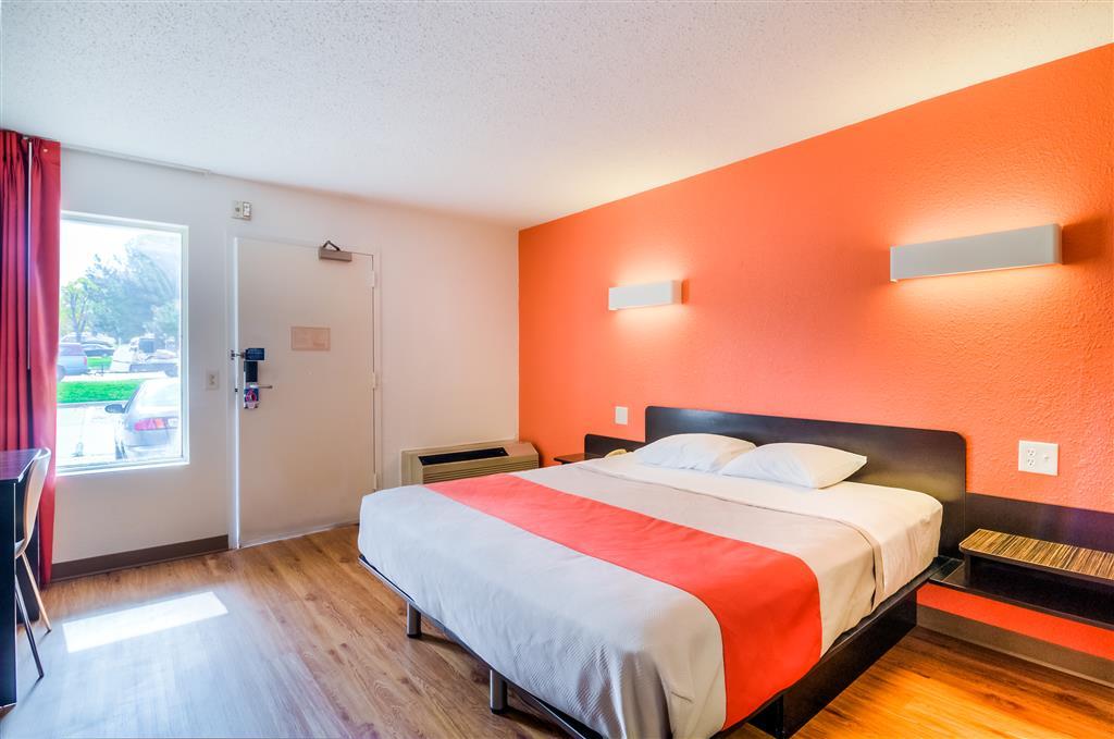 Motel 6 Normal Chambre photo