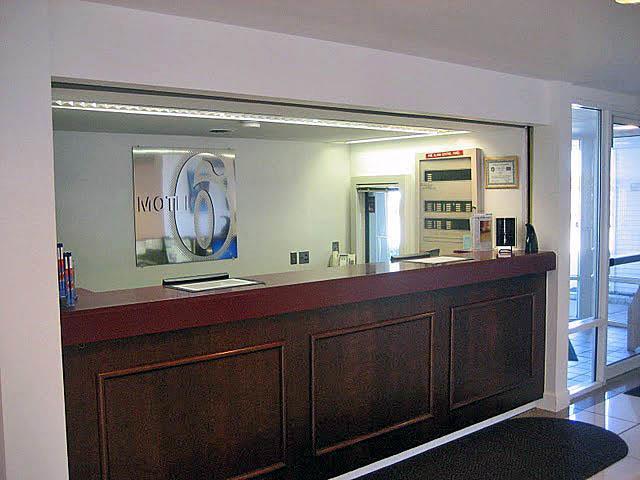 Motel 6 Normal Intérieur photo