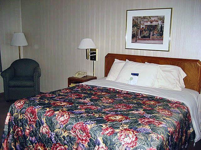 Motel 6 Normal Chambre photo