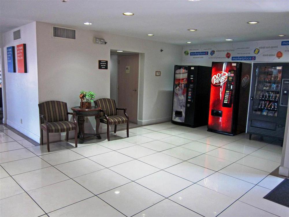 Motel 6 Normal Facilités photo